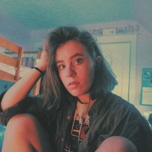 Meet your Posher, Olivia